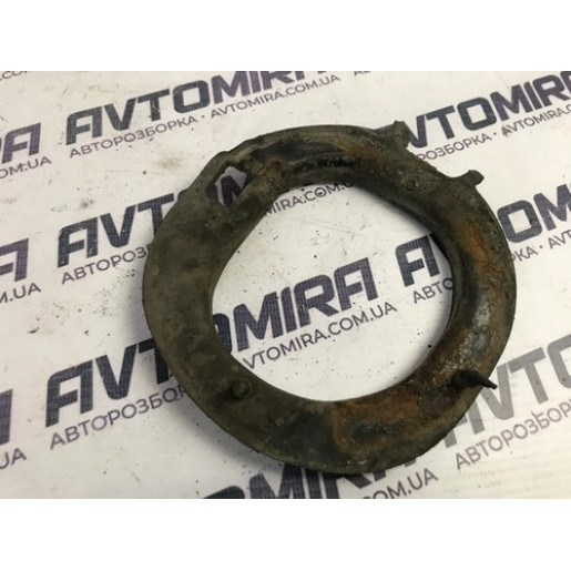 Проставка пружины передней Hyundai i30 2007-2012 546330Z000